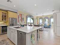 House 2747603281