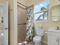 House 2747603477