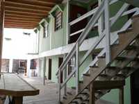 House 2798098587