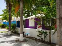 House 2798099242