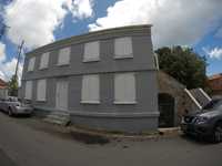 House 2673595077
