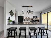 House 2675630808