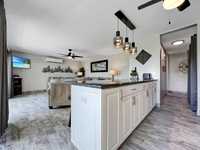 House 2675630816