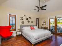 House 2676789884