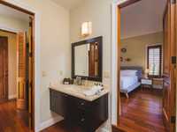 House 2676789888