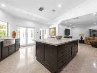 House 2681219994