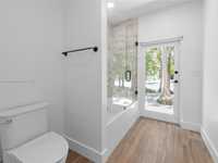 House 2681220072