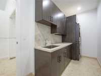 House 2681220121