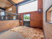 House 2681220124