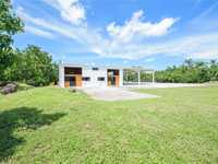 House 2681220192