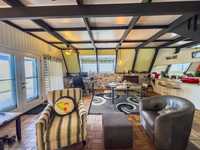 House 2686338304