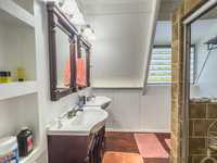 House 2686338472