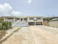 House 2686342424