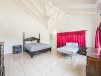 House 2686342484