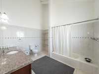 House 2686342537