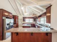 House 2686342428