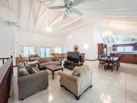 House 2686342458