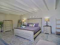 House 2690977622