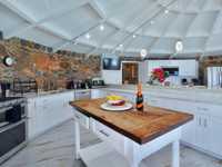 House 2690977563