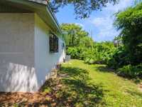 House 2765764180