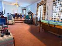 House 2765764031