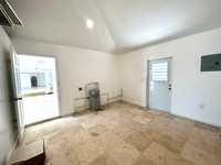House 2729392773