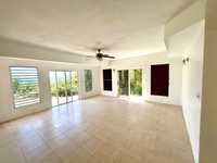 House 2729393608