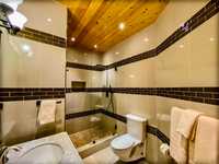 House 2689403633