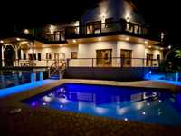 House 2689403722