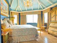 House 2995922935