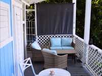 House 2690979676