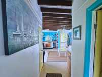 House 2690979611