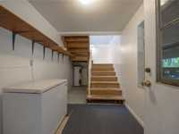 House 2692435080