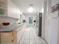 House 2692435042