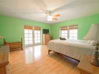 House 2692435047