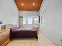 House 2696514019