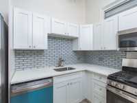 House 2698095227