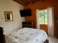 House 2701859185
