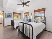 House 2805998872