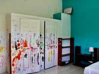 House 2731168130