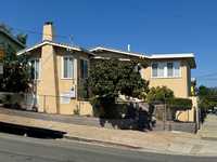 House 2706284589