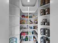 House 2708988755