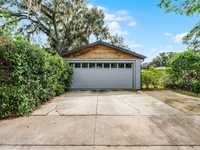 House 2708988811