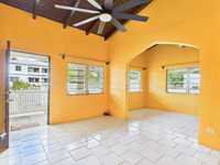House 2711862402