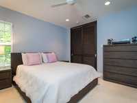 House 2715197016