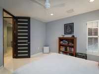 House 2715197023