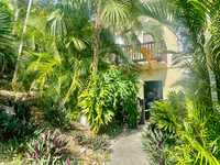 House 2845914212