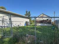 House 2724141595