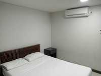 House 2726020930