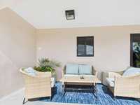 House 2876754977